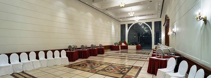 890/Ramada Plaza JHV - Varanasi 06.jpg